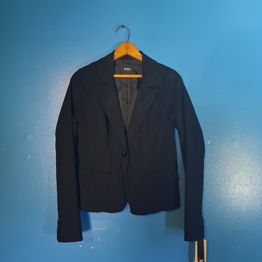 NWT XOXO Elegant Blazer